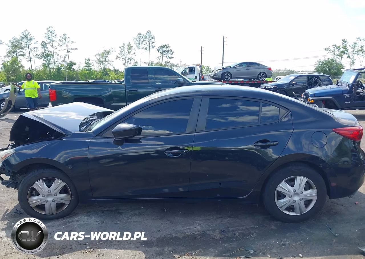 2015 Mazda Mazda3 I Sport VIN:3MZBM1U72FM132397 - 13