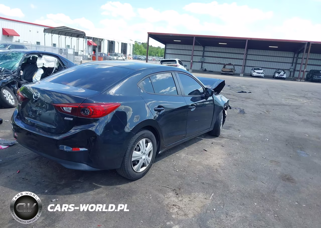 2015 Mazda Mazda3 I Sport VIN:3MZBM1U72FM132397 - 4
