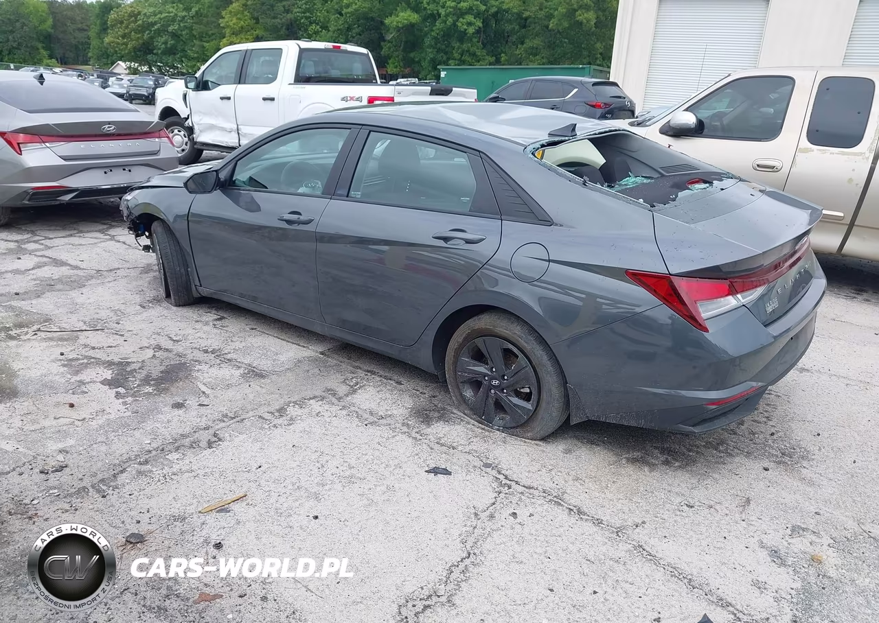 2023 Hyundai Elantra Sel VIN:KMHLM4AG4PU624774 - 3
