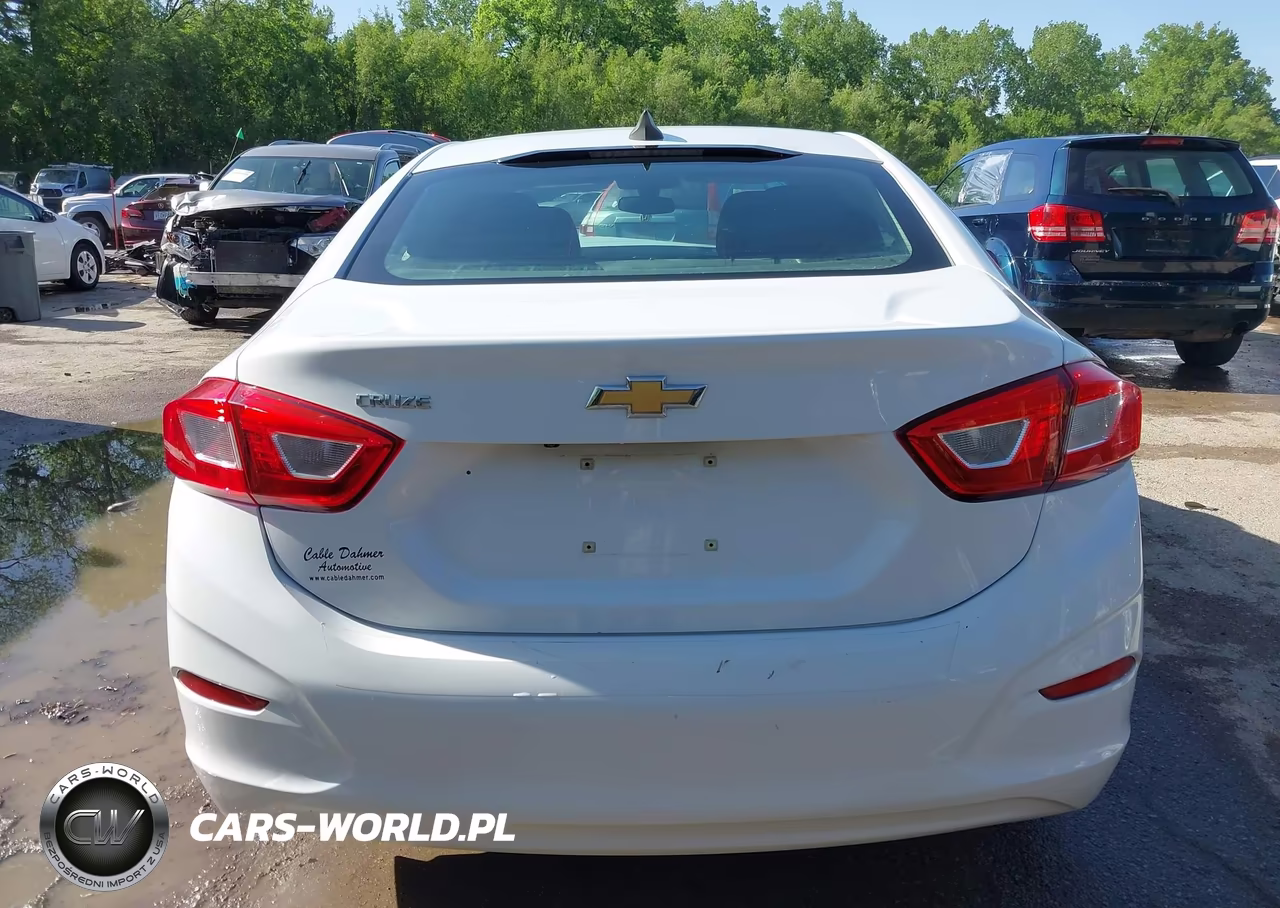 2018 Chevrolet Cruze Ls Auto VIN:1G1BC5SM7J7232366 - 16