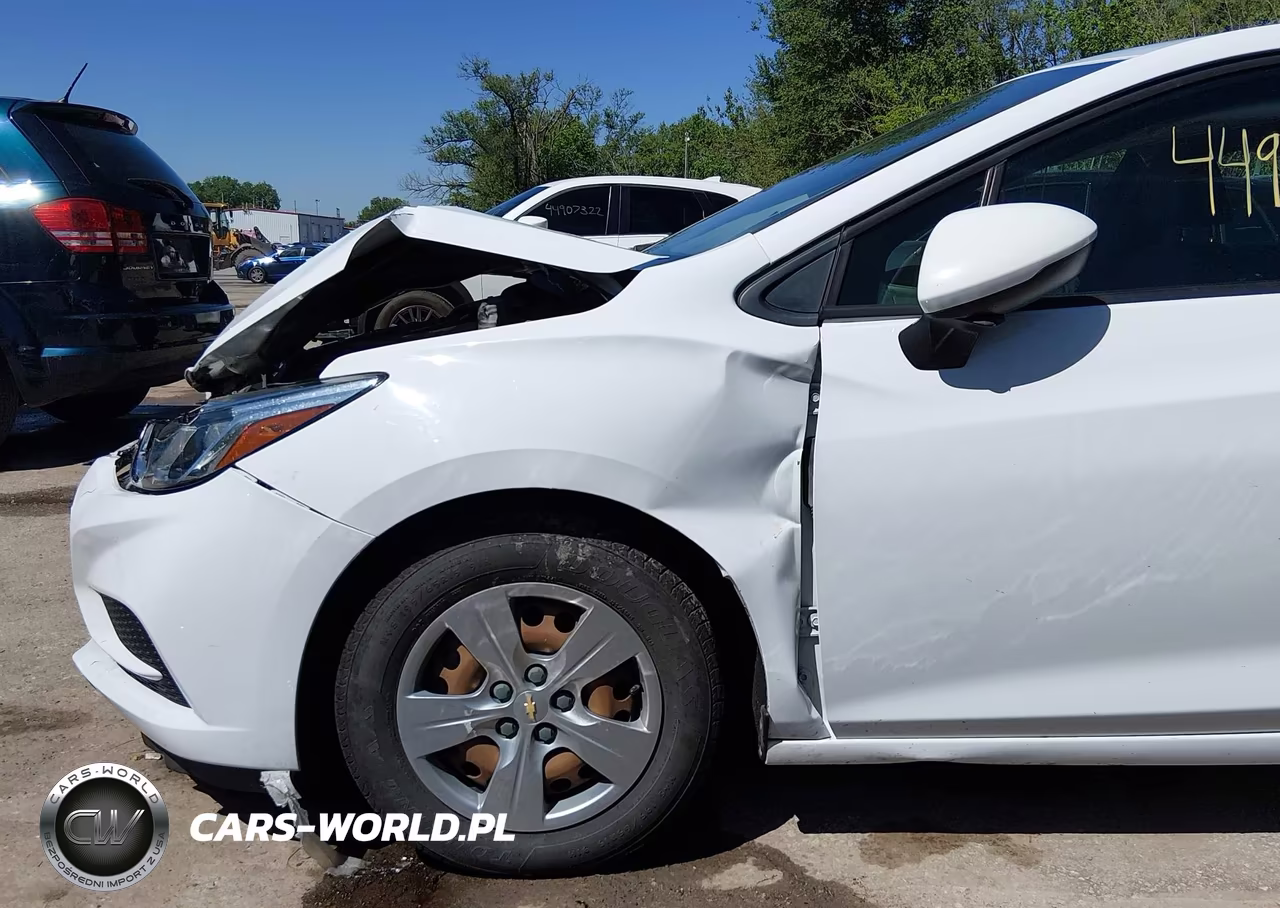 2018 Chevrolet Cruze Ls Auto VIN:1G1BC5SM7J7232366 - 17