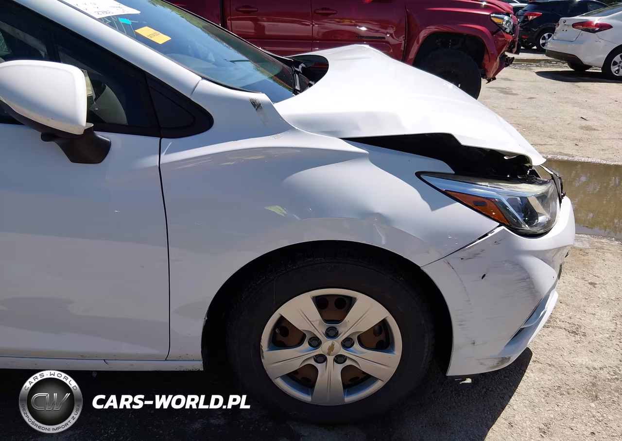 2018 Chevrolet Cruze Ls Auto VIN:1G1BC5SM7J7232366 - 18