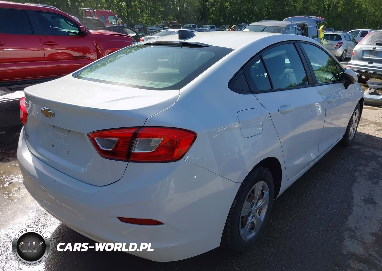 2018 Chevrolet Cruze Ls Auto VIN:1G1BC5SM7J7232366 - 4