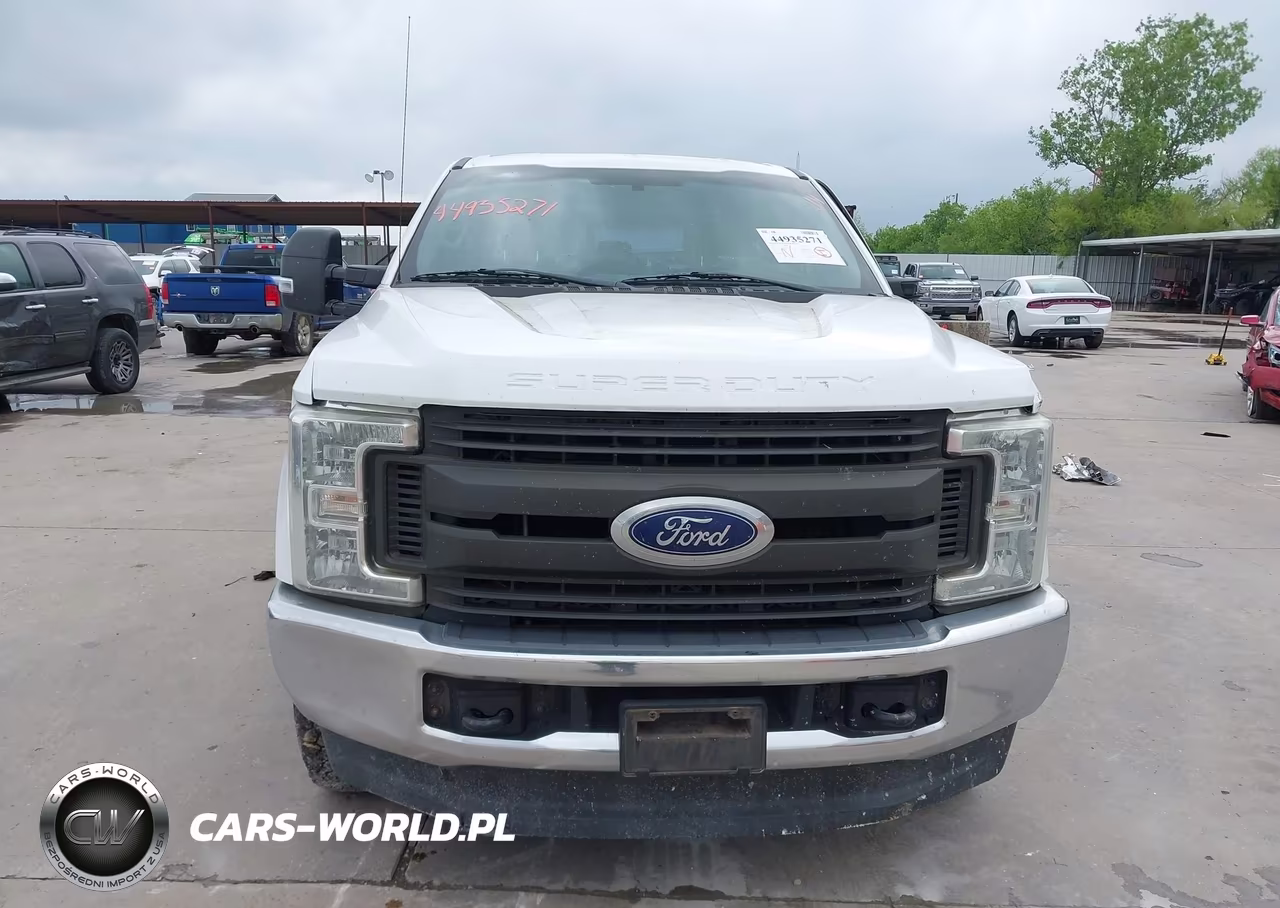 2017 Ford F-250 Xl VIN:1FT7X2B6XHEC22602 - 13