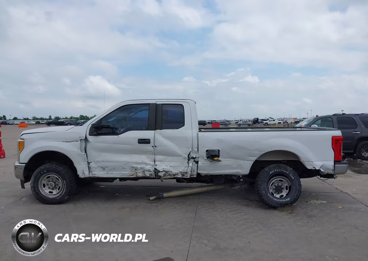 2017 Ford F-250 Xl VIN:1FT7X2B6XHEC22602 - 15