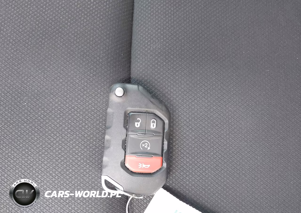 2021 Jeep Gladiator Sport S 4X4 VIN:1C6HJTAGXML616717 - 11