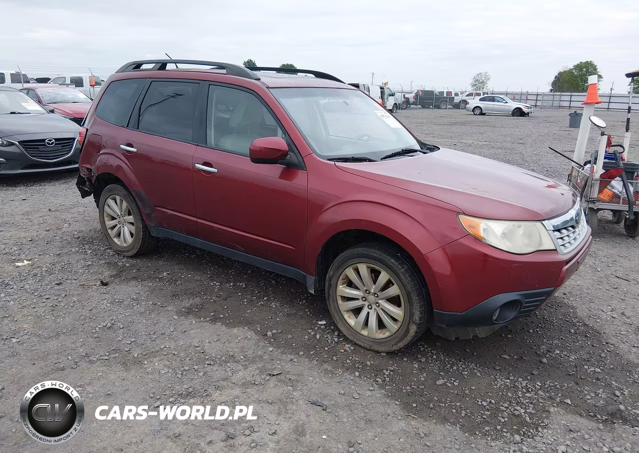 2013 Subaru Forester 2.5X Limited – zdjęcie 1 z 16