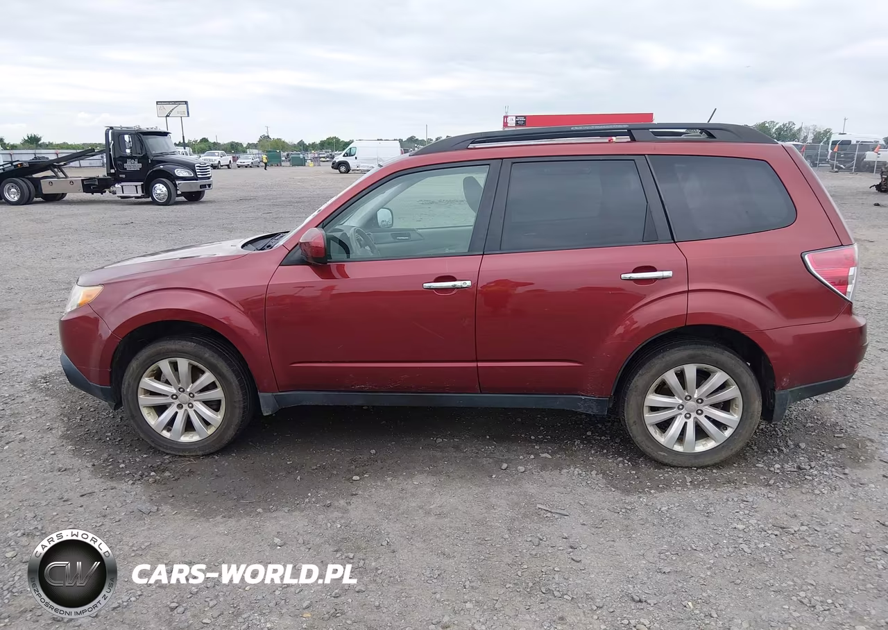 2013 Subaru Forester 2.5X Limited VIN:JF2SHAEC8DH416901 - 14