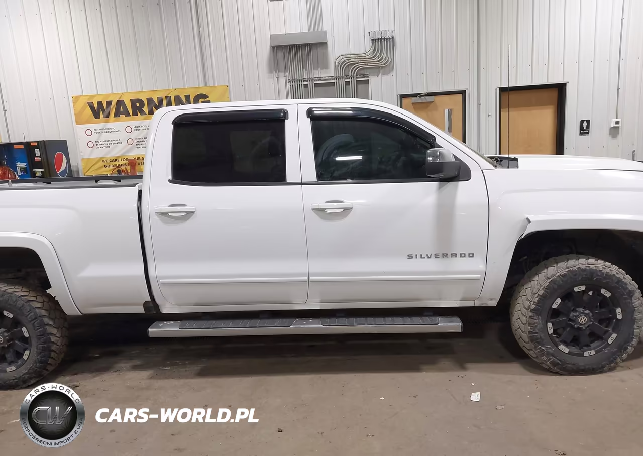 2018 Chevrolet Silverado 1500 1Lt VIN:3GCUKRECXJG412037 - 13