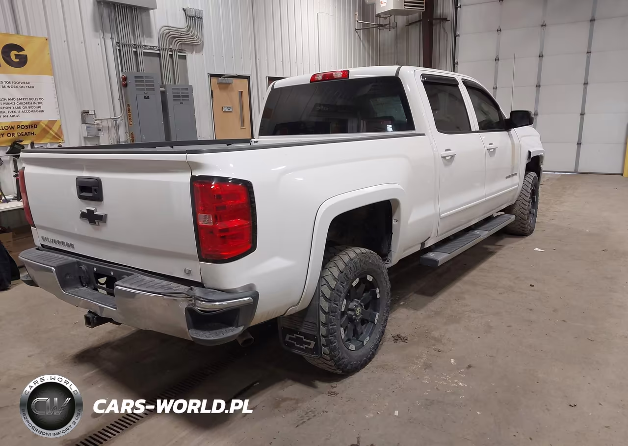 2018 Chevrolet Silverado 1500 1Lt VIN:3GCUKRECXJG412037 - 4