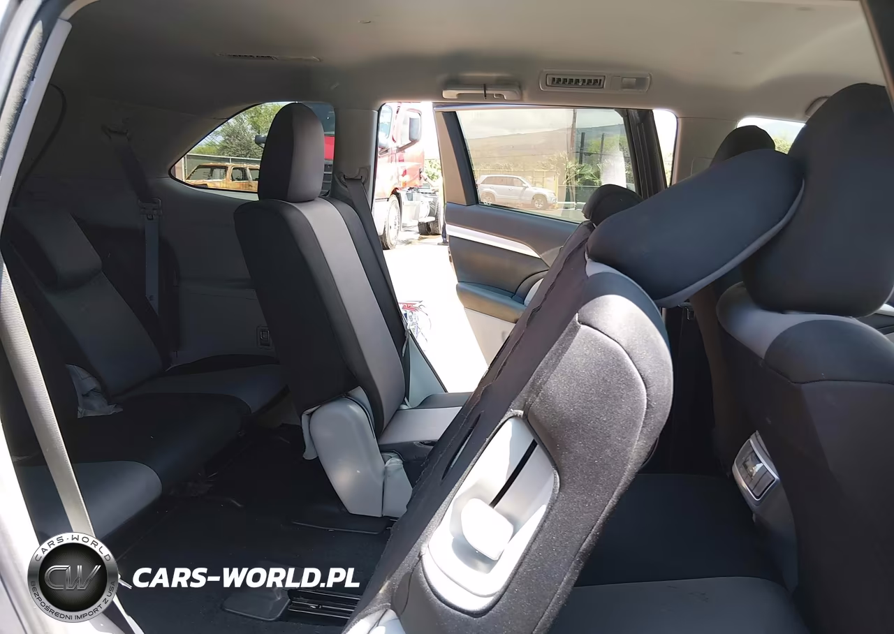 2015 Toyota Highlander VIN:5TDZKRFH3FS072707 - 18