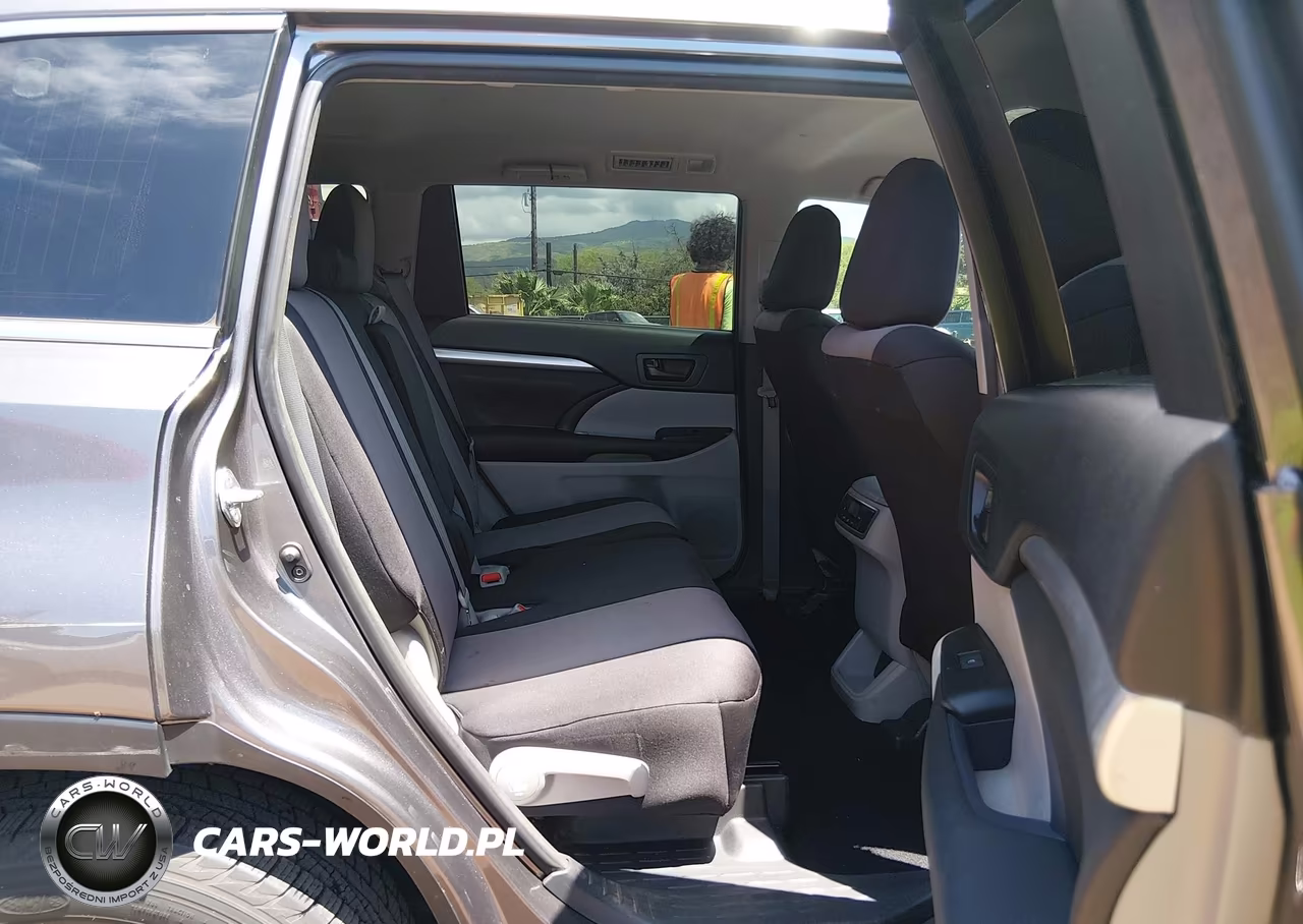 2015 Toyota Highlander VIN:5TDZKRFH3FS072707 - 8