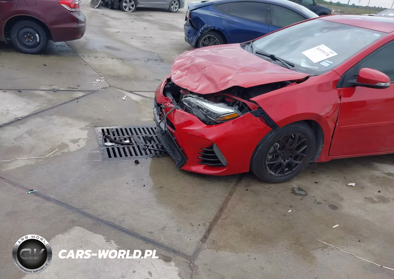 2018 Toyota Corolla Xse VIN:5YFBURHE2JP808097 - 6