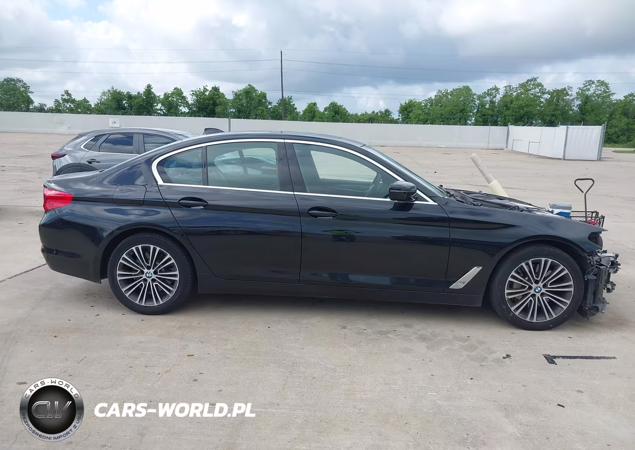 2019 BMW 530I VIN:WBAJA5C55KBX86565 - 13