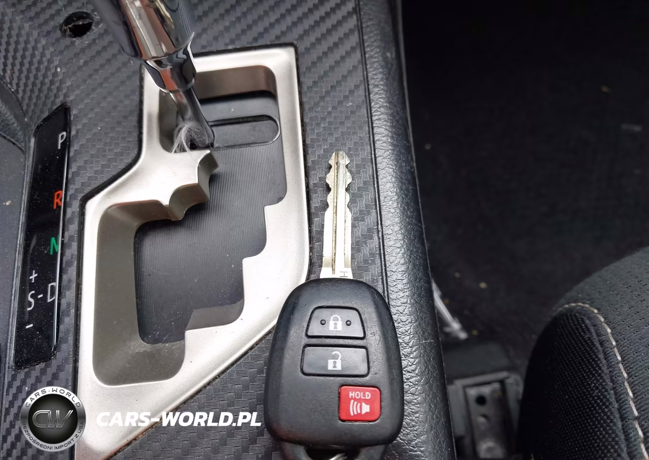 2015 Toyota Rav4 Xle VIN:2T3RFREV2FW318009 - 11