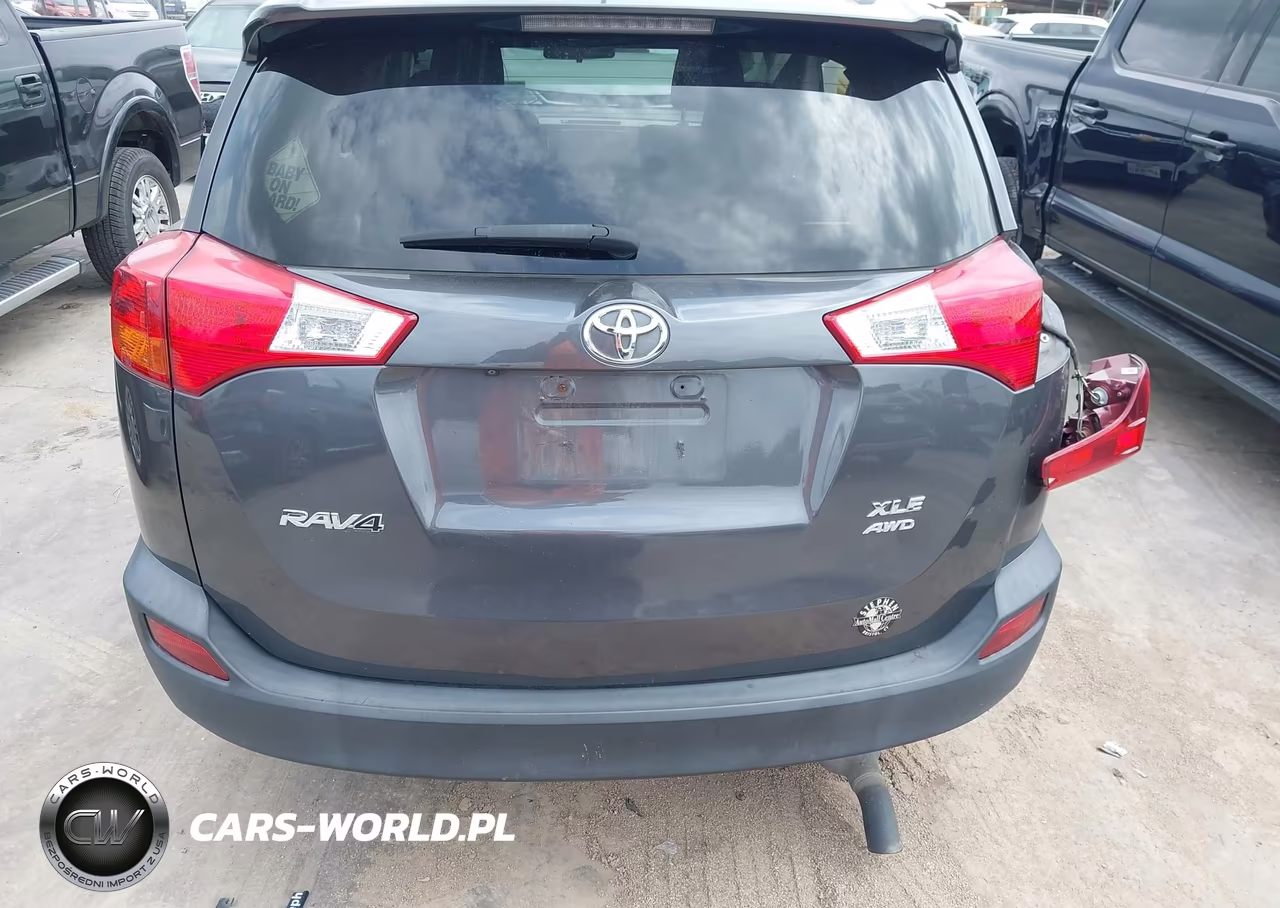2015 Toyota Rav4 Xle VIN:2T3RFREV2FW318009 - 16