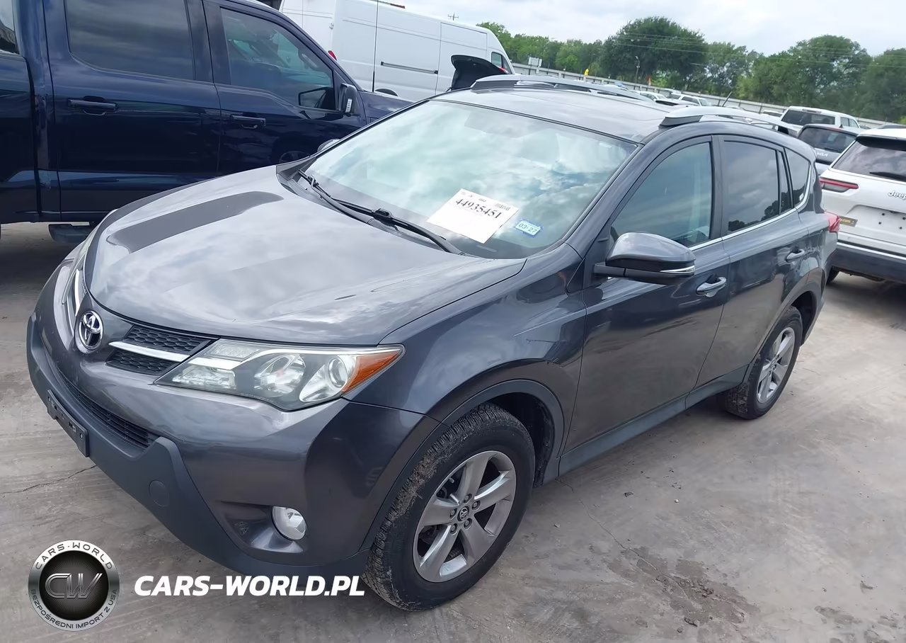 2015 Toyota Rav4 Xle VIN:2T3RFREV2FW318009 - 2
