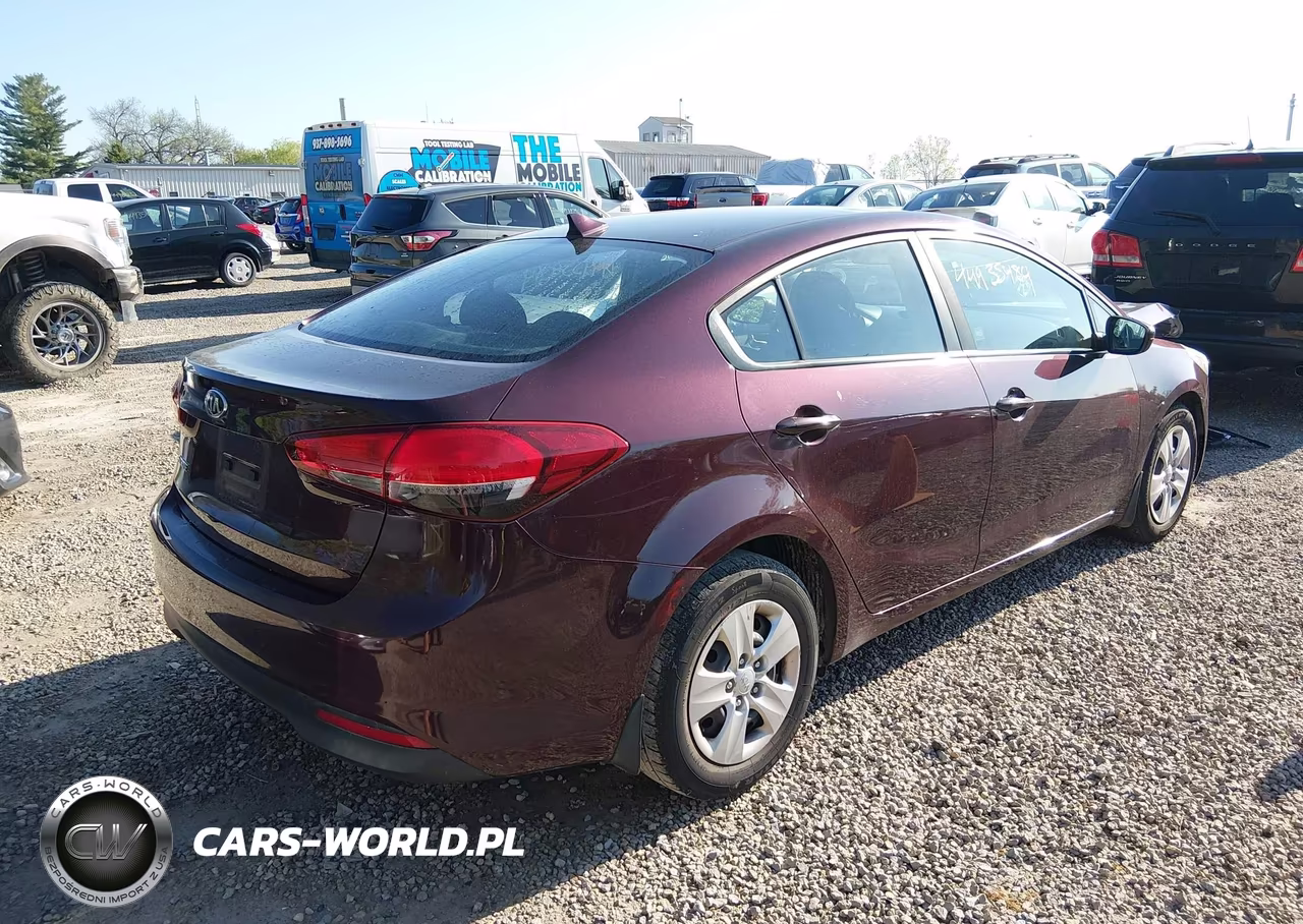 2017 Kia Forte Lx VIN:3KPFL4A79HE058485 - 4