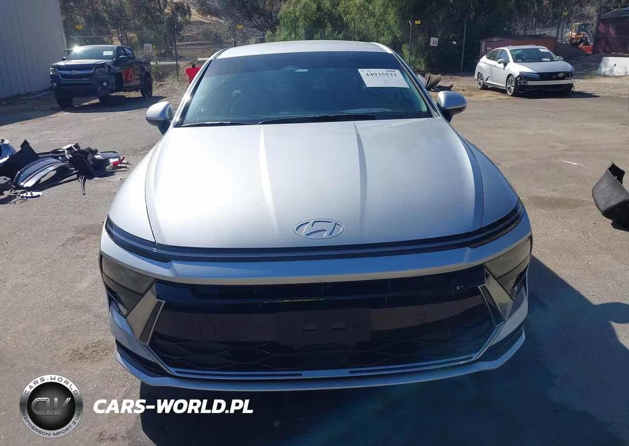 2025 Hyundai Sonata Hybrid Sel VIN:KMHL34JJ1SA117453 - 13