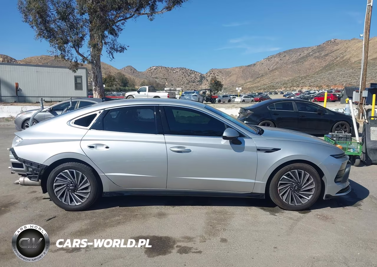 2025 Hyundai Sonata Hybrid Sel VIN:KMHL34JJ1SA117453 - 14