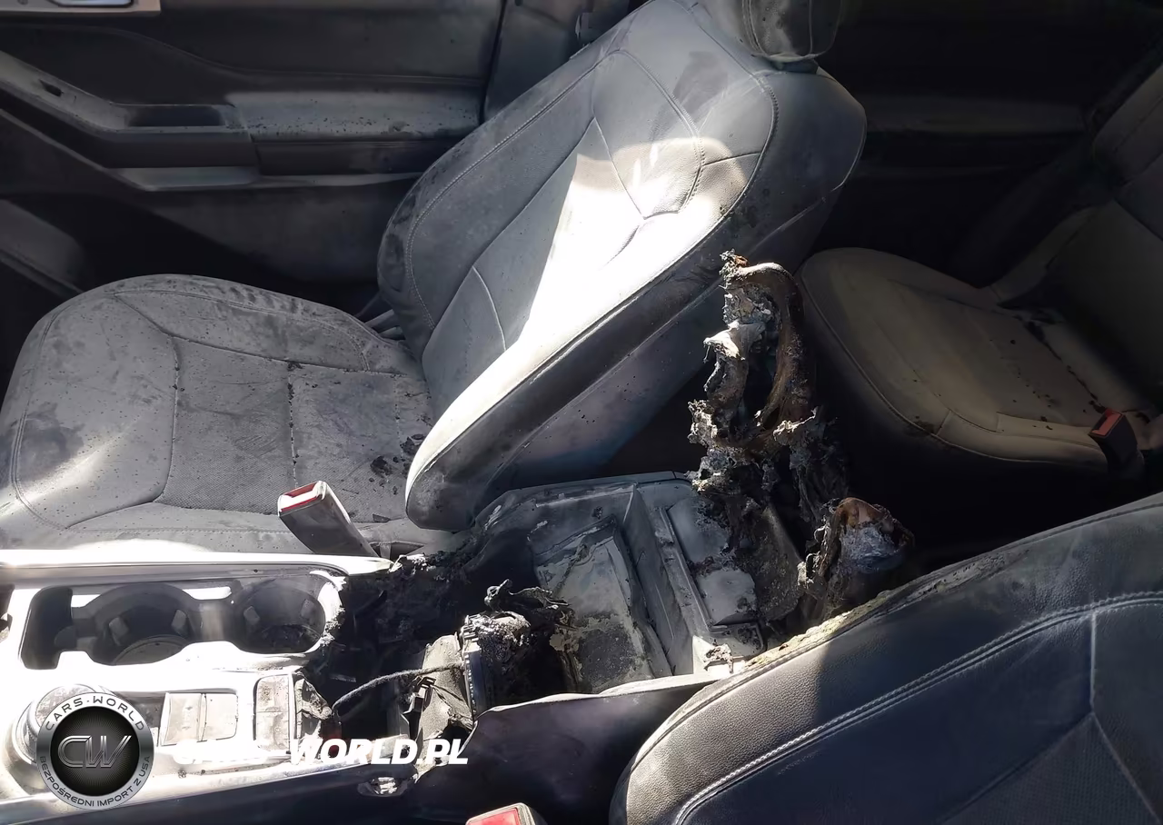 2020 Ford Explorer Limited VIN:1FMSK7FH8LGA40228 - 6