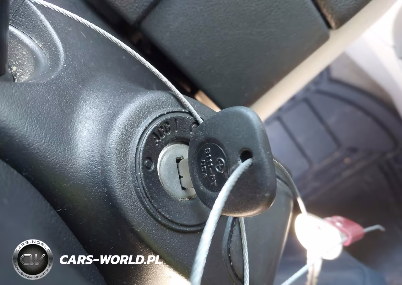 2007 Chevrolet Equinox Ls VIN:2CNDL23FX76076083 - 11