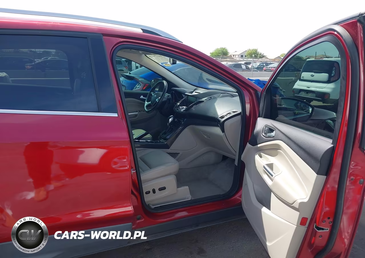 2015 Ford Escape Titanium VIN:1FMCU9J92FUB81926 - 5