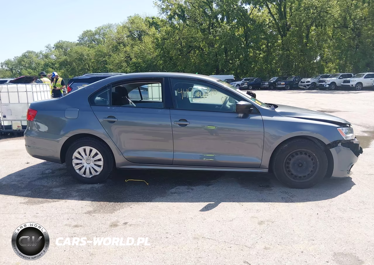 2013 Volkswagen Jetta 2.0L S VIN:3VW2K7AJ0DM272275 - 13