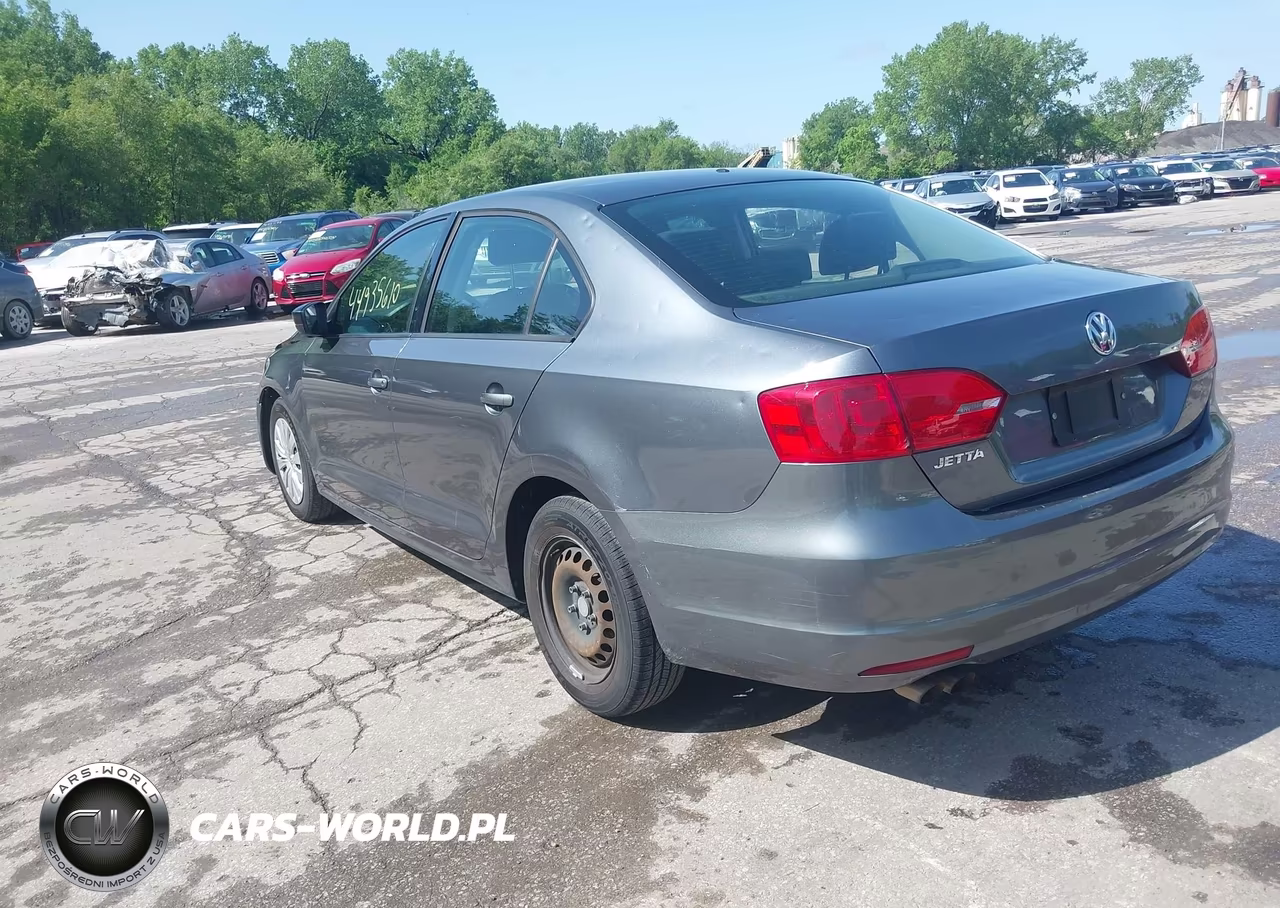 2013 Volkswagen Jetta 2.0L S VIN:3VW2K7AJ0DM272275 - 3