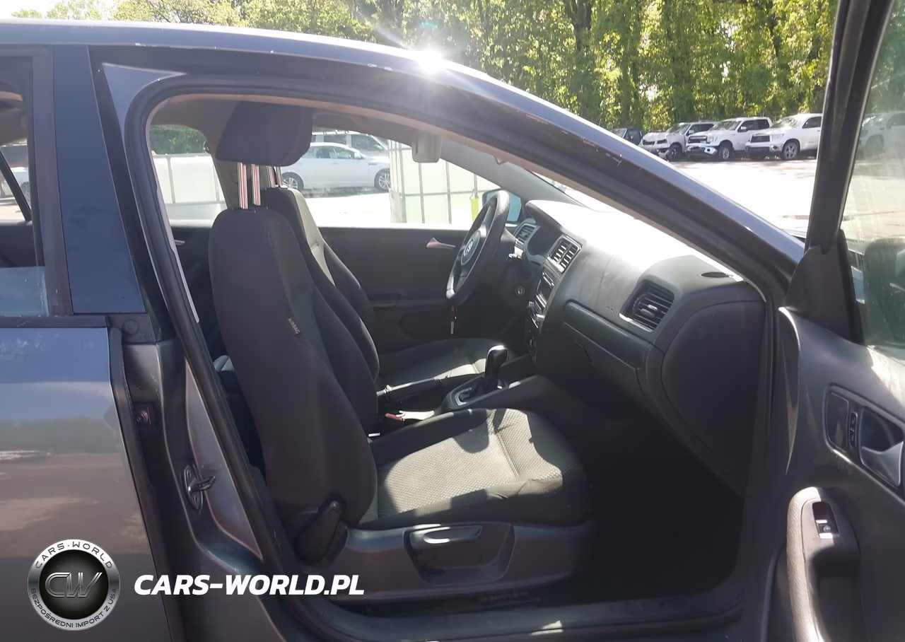 2013 Volkswagen Jetta 2.0L S VIN:3VW2K7AJ0DM272275 - 5
