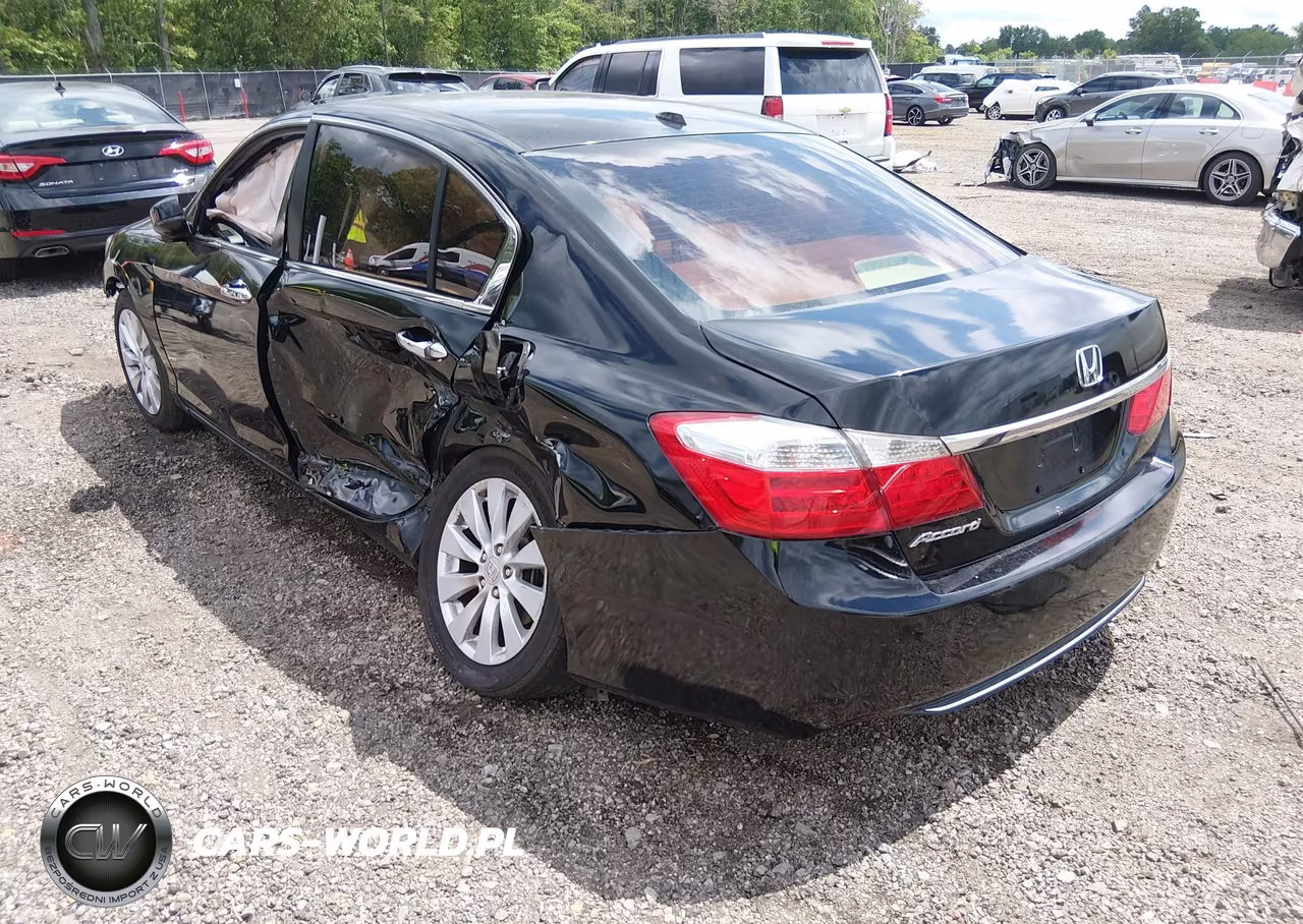 2013 Honda Accord Ex-L VIN:1HGCR2F88DA267643 - 3