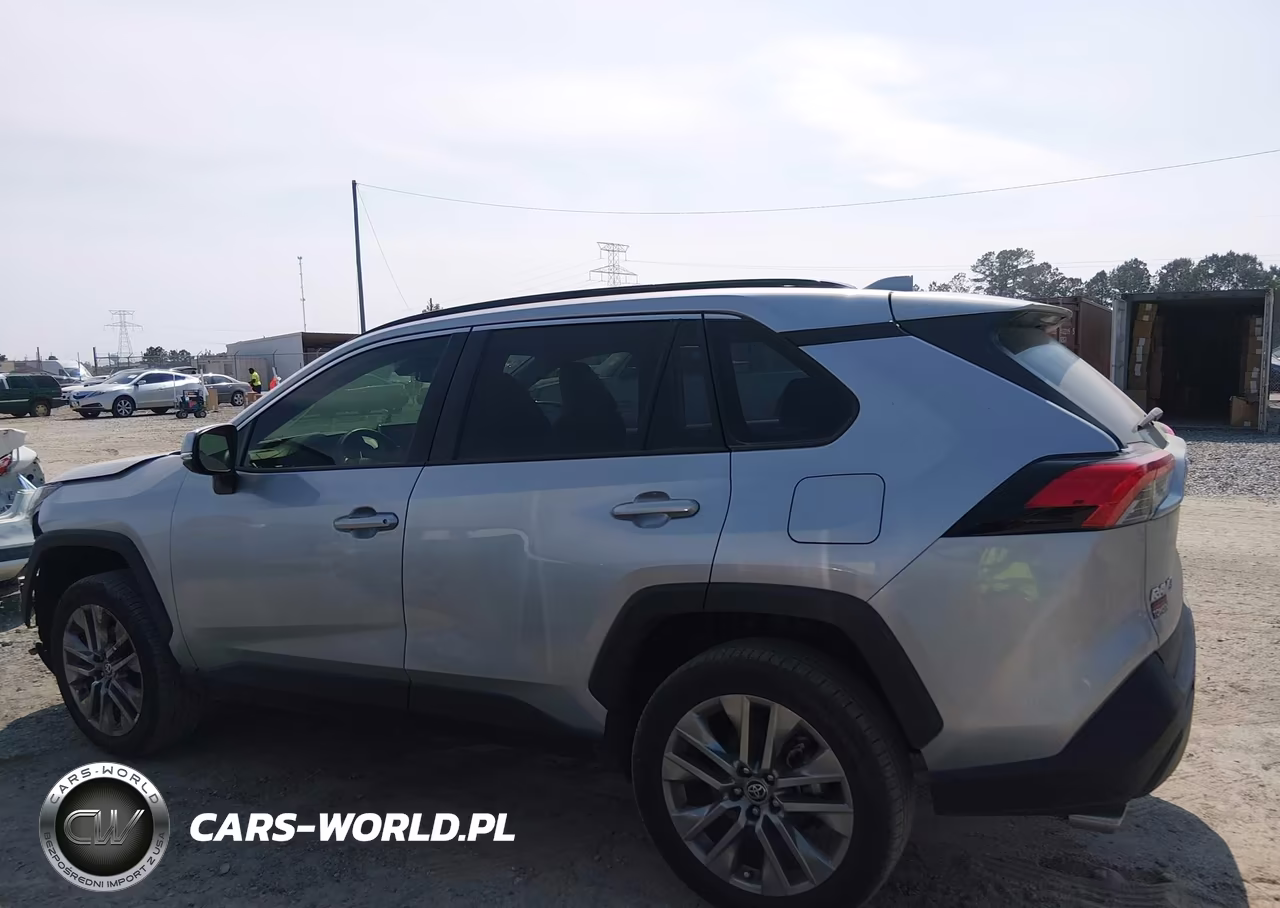 2025 Toyota Rav4 Xle Premium VIN:JTMA1RFV8SJ043510 - 15