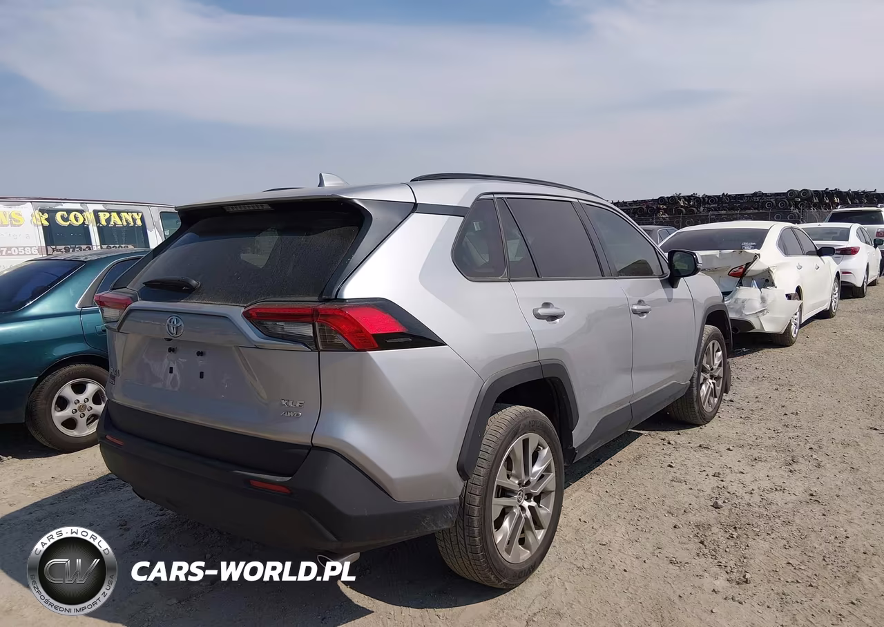 2025 Toyota Rav4 Xle Premium VIN:JTMA1RFV8SJ043510 - 4