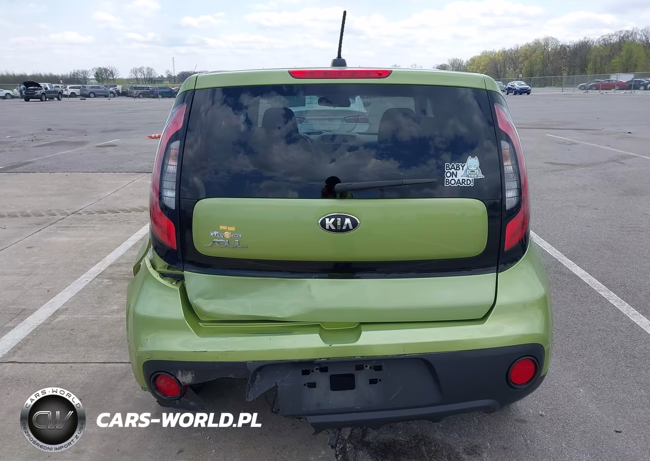 2018 Kia Soul VIN:KNDJN2A28J7894310 - 16