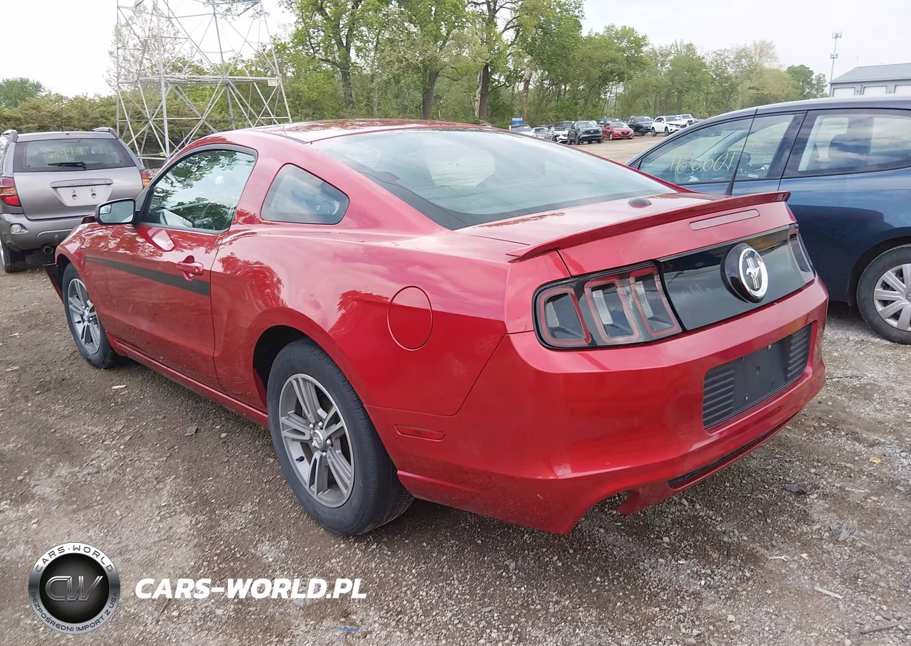 2013 Ford Mustang V6 Premium VIN:1ZVBP8AM2D5231671 - 3