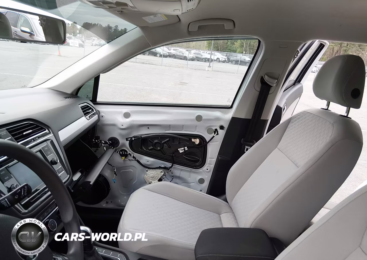 2018 Volkswagen Tiguan 2.0T S VIN:3VV0B7AX9JM119633 - 5