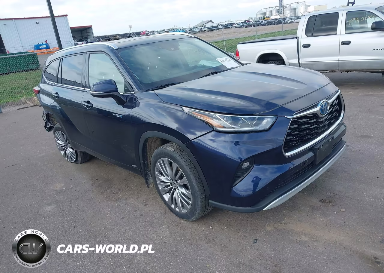 2021 Toyota Highlander Hybrid Platinum