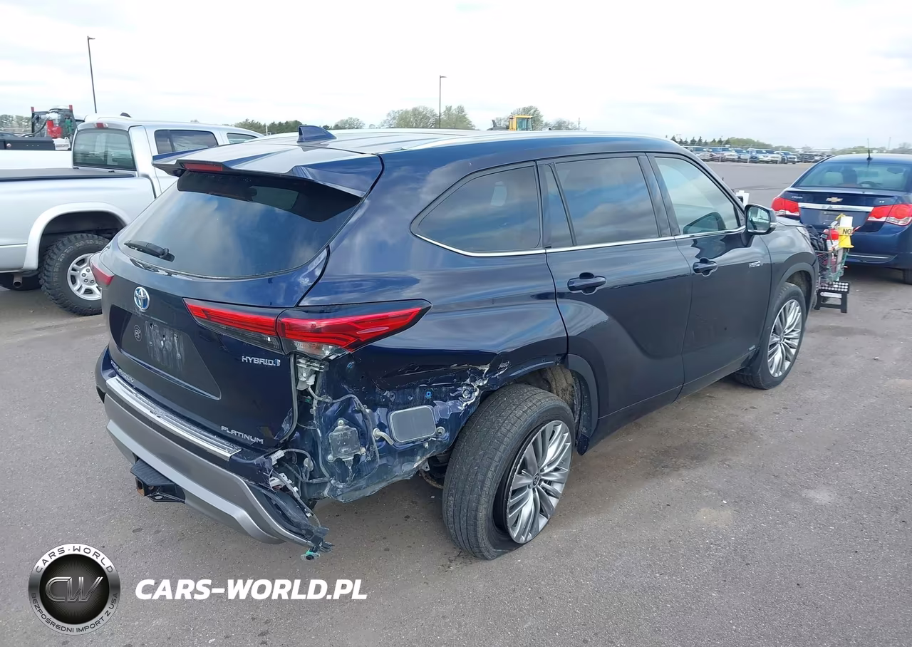 2021 Toyota Highlander Hybrid Platinum VIN:5TDEBRCH1MS029628 - 4