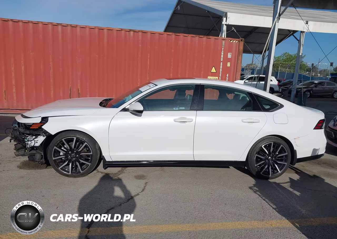 2023 Honda Accord Hybrid Touring VIN:1HGCY2F89PA021577 - 15