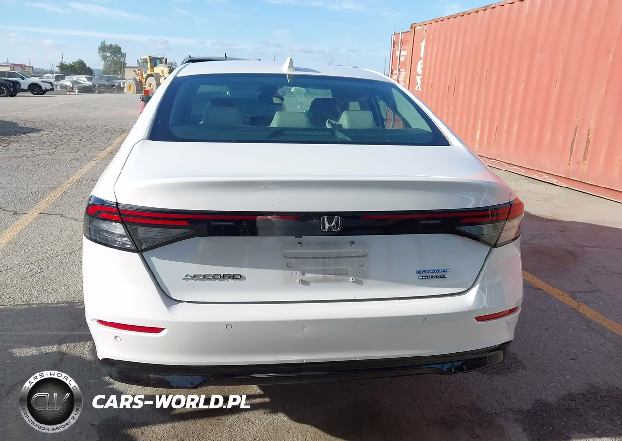 2023 Honda Accord Hybrid Touring VIN:1HGCY2F89PA021577 - 17