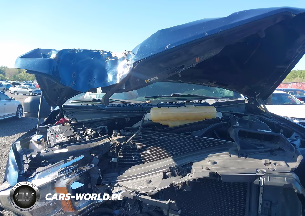 2018 Ford F-150 Xl VIN:1FTEW1EP5JFE02305 - 10
