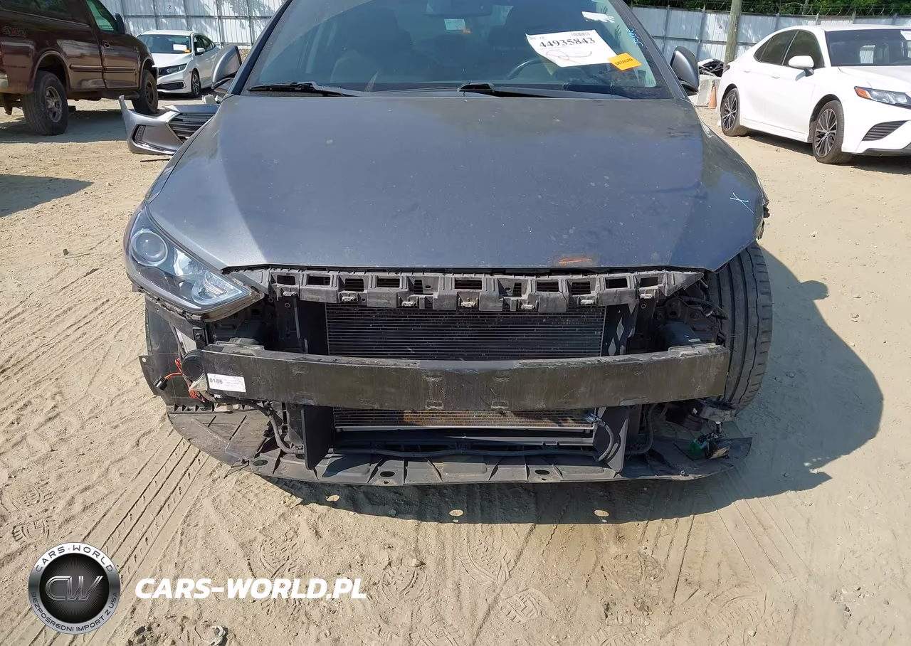 2018 Hyundai Elantra Limited VIN:5NPD84LF1JH286396 - 6