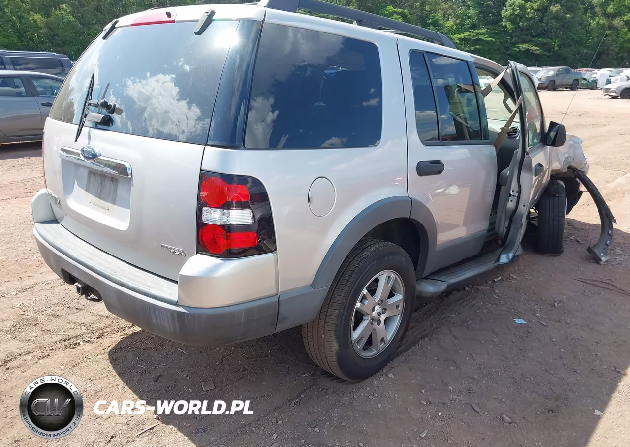 2006 Ford Explorer Xlt VIN:1FMEU63E26UB60852 - 4