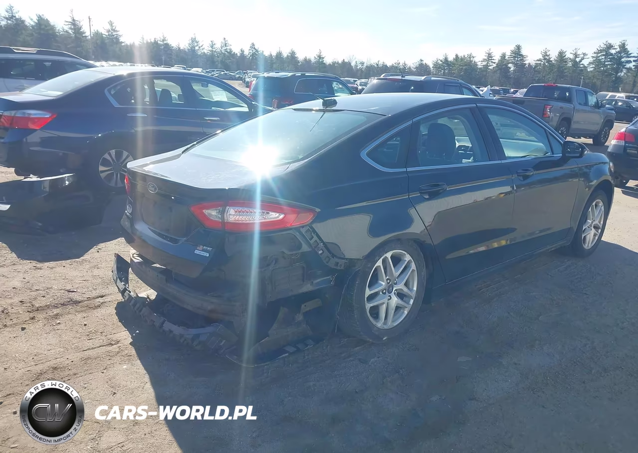 2014 Ford Fusion Se VIN:3FA6P0HD6ER100131 - 4