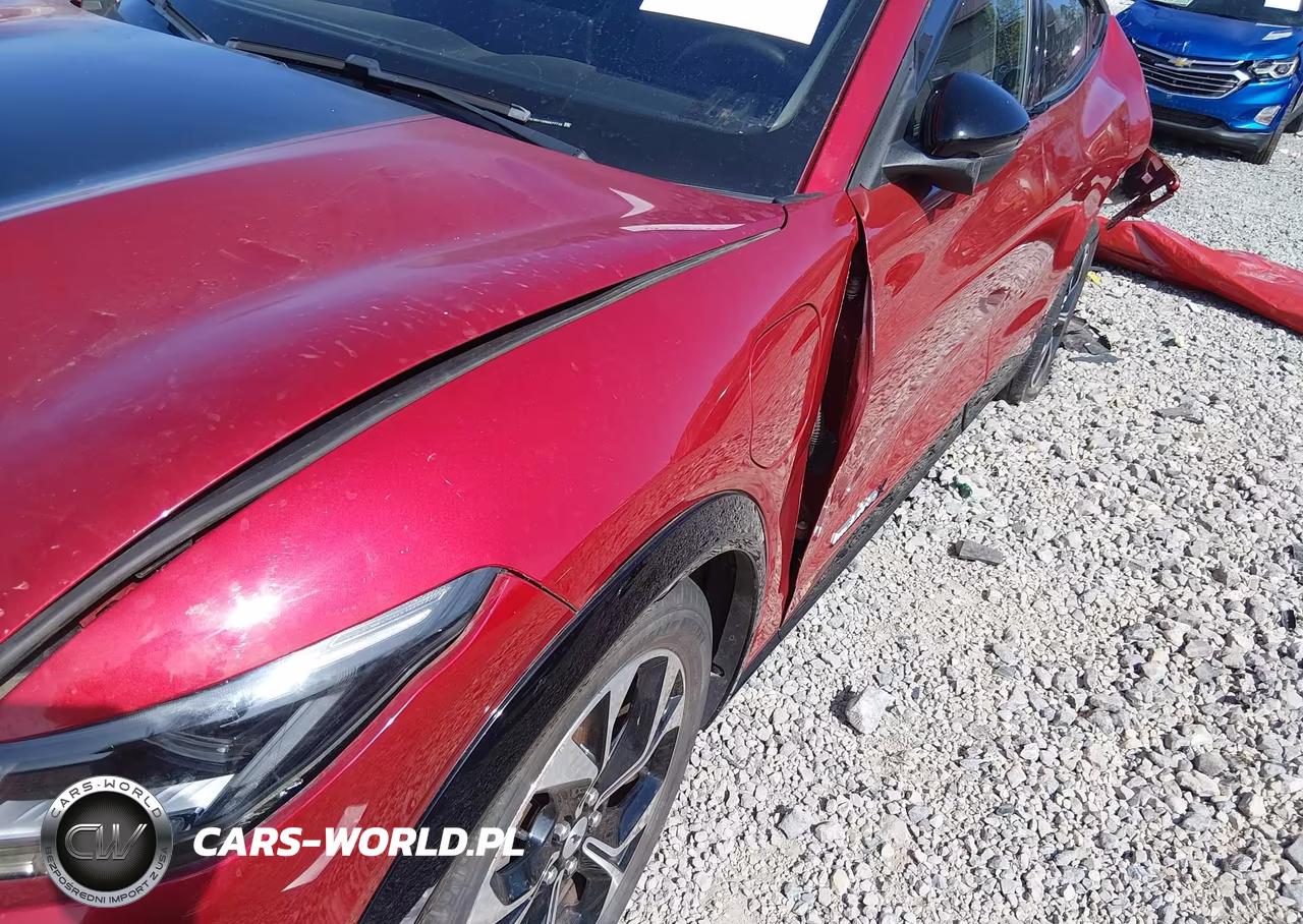 2021 Ford Mustang Mach-E Premium VIN:3FMTK3SU1MMA27716 - 23