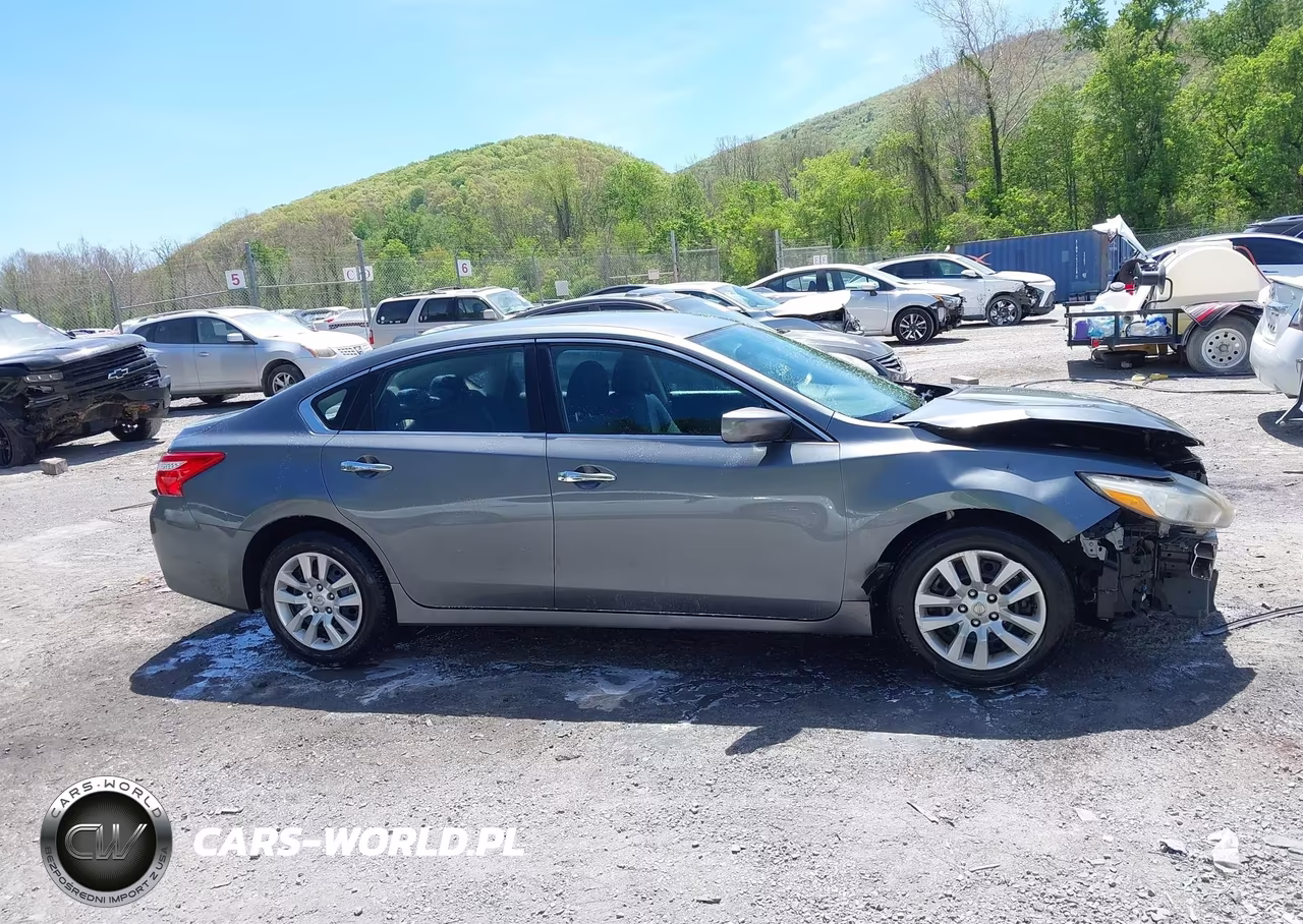 2017 Nissan Altima 2.5 S VIN:1N4AL3AP6HC499010 - 13