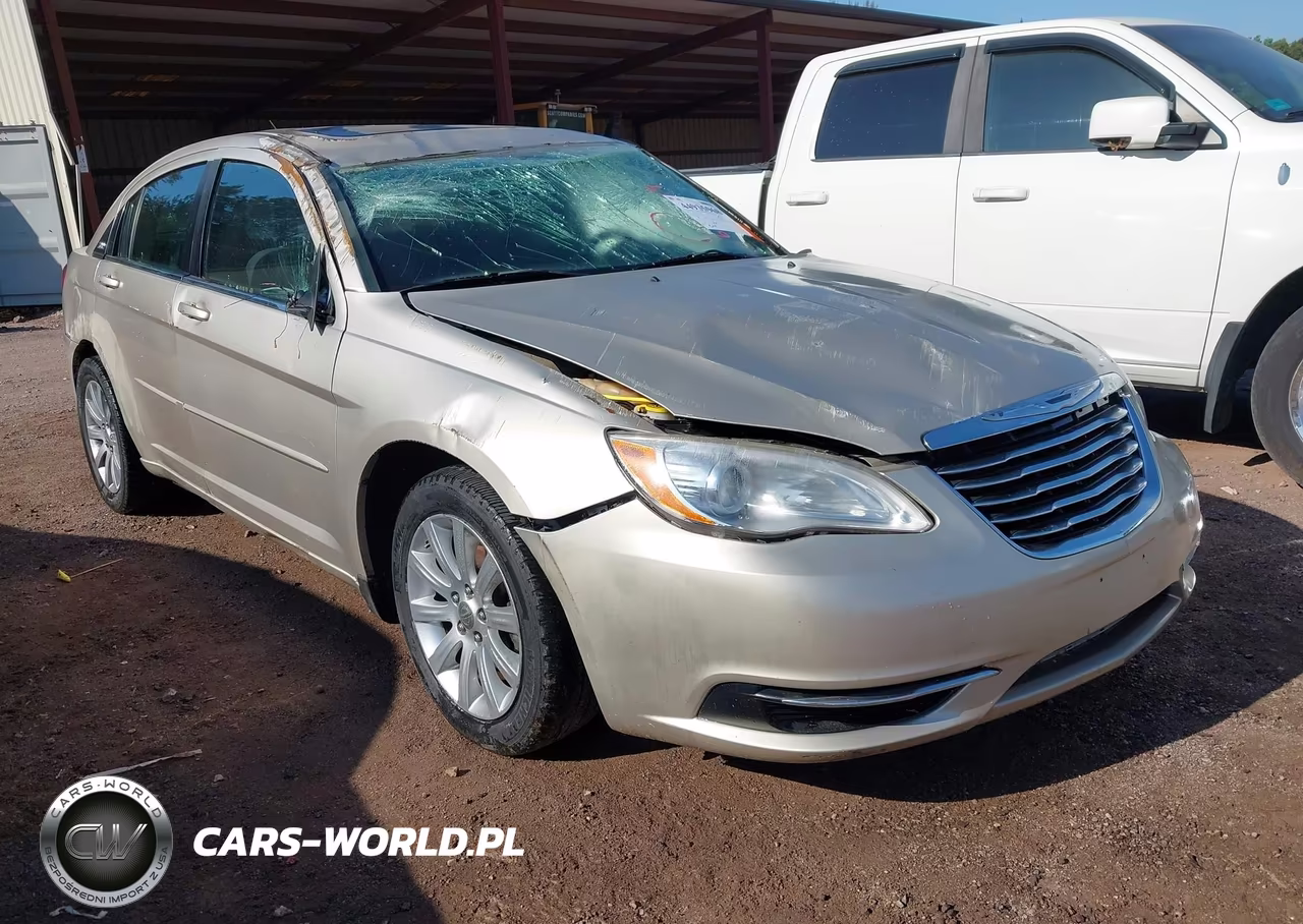 2013 Chrysler 200 Touring