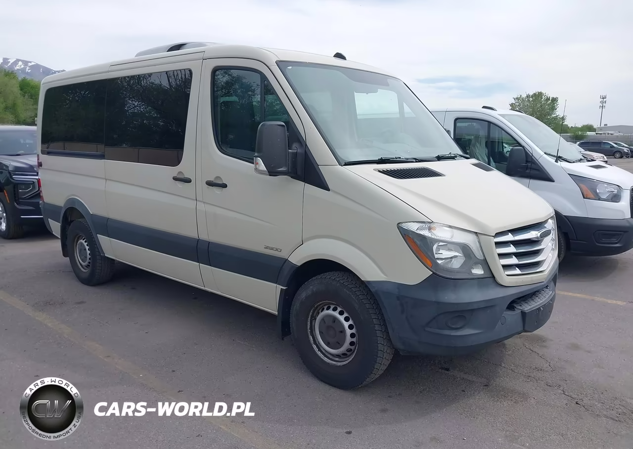 2016 Freightliner Sprinter 2500 Normal Roof