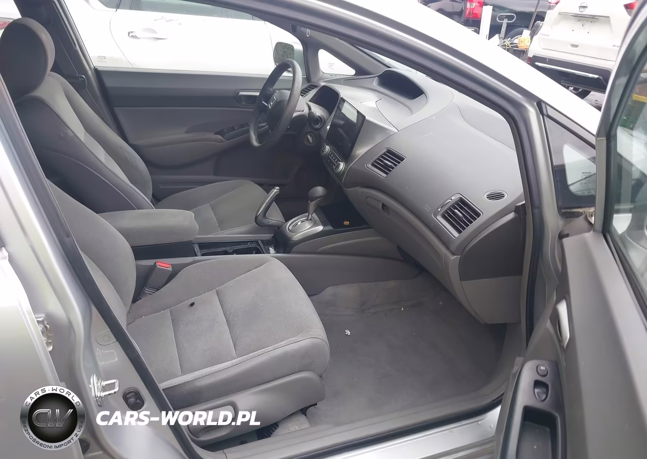 2006 Honda Civic Lx VIN:1HGFA16556L084812 - 5