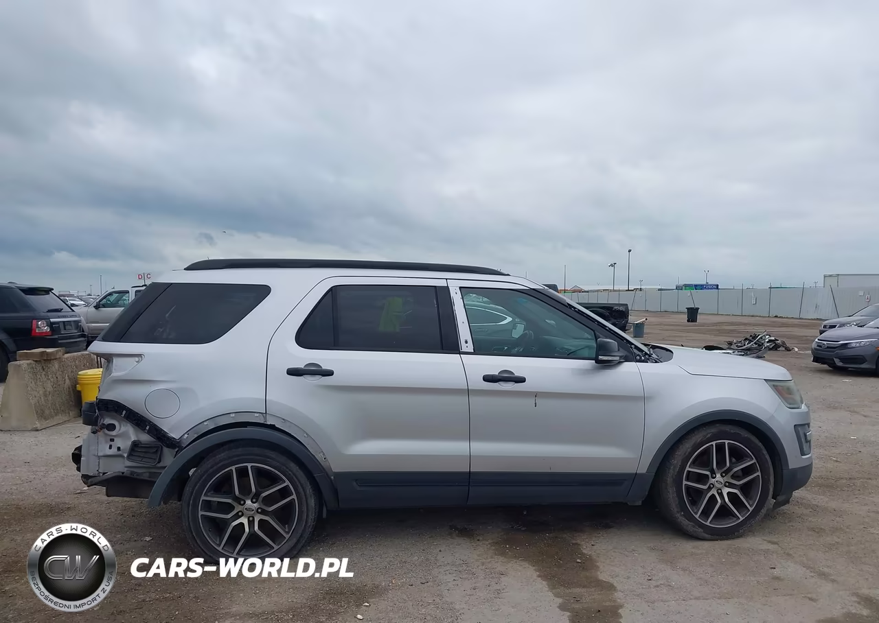 2016 Ford Explorer Sport VIN:1FM5K8GT7GGB39778 - 14